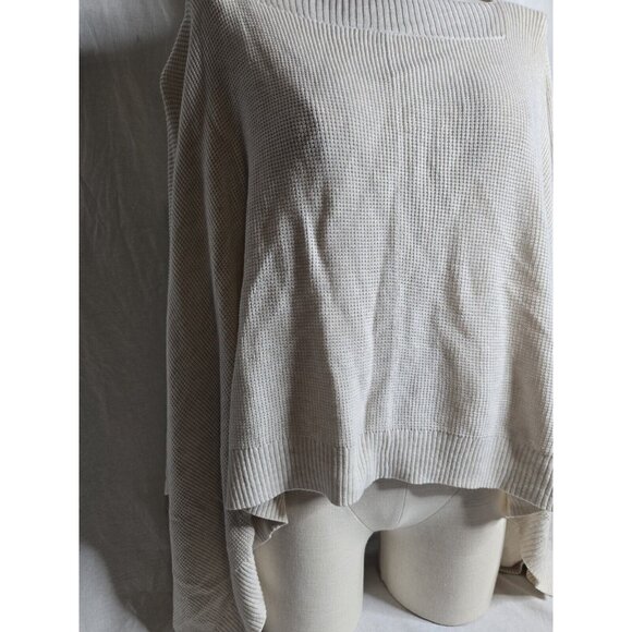 Lululemon Forward Flow Poncho White Opal One Size Viscose, Tencel, Cashmere - Picture 5 of 9